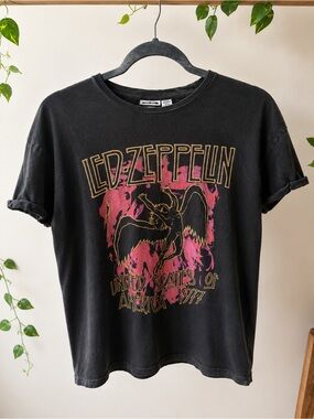 Noisy May Led Zeppelin Graphic Band Tee Black Pink Size M